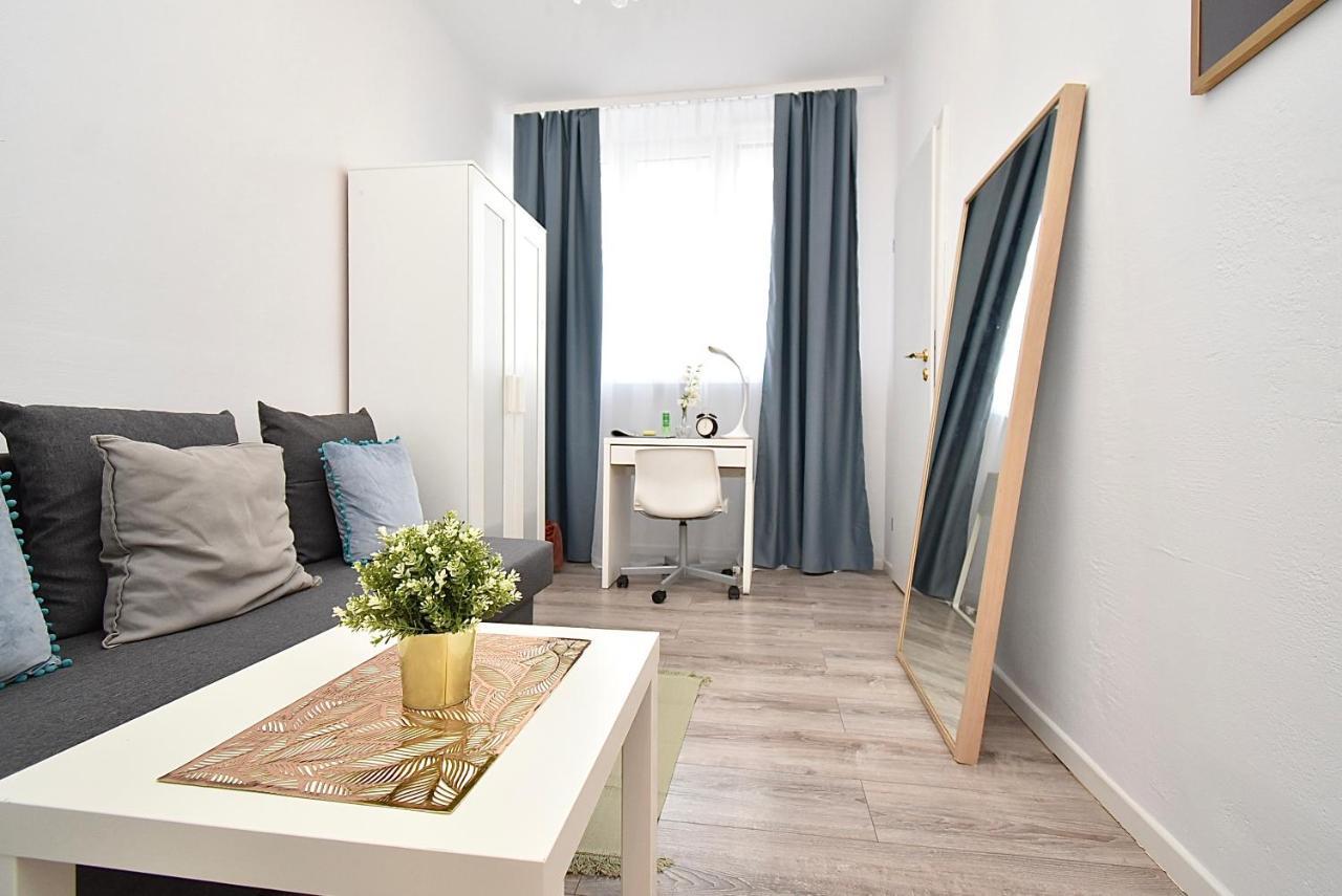 Rental Apartments Aleja Niepodleglosci Warsaw Exterior photo