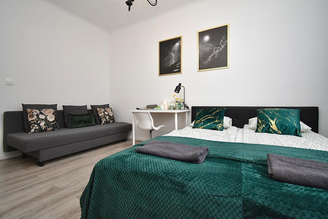 Rental Apartments Aleja Niepodleglosci Warsaw Exterior photo