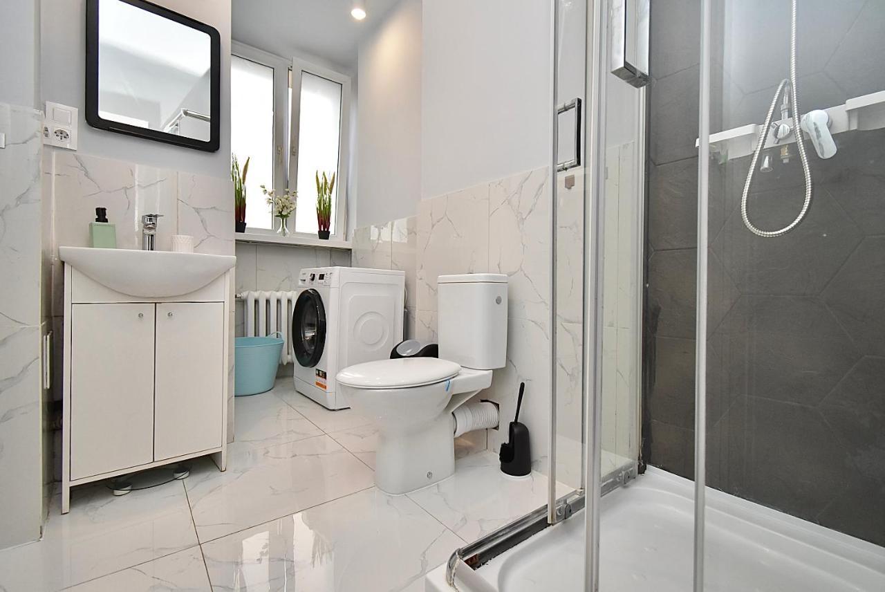 Rental Apartments Aleja Niepodleglosci Warsaw Exterior photo
